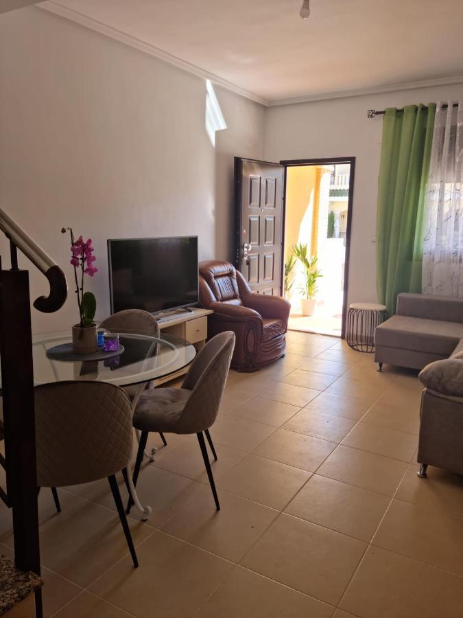 Agradable Adosado Con Piscina Vila Ciudad Quesada Exterior foto